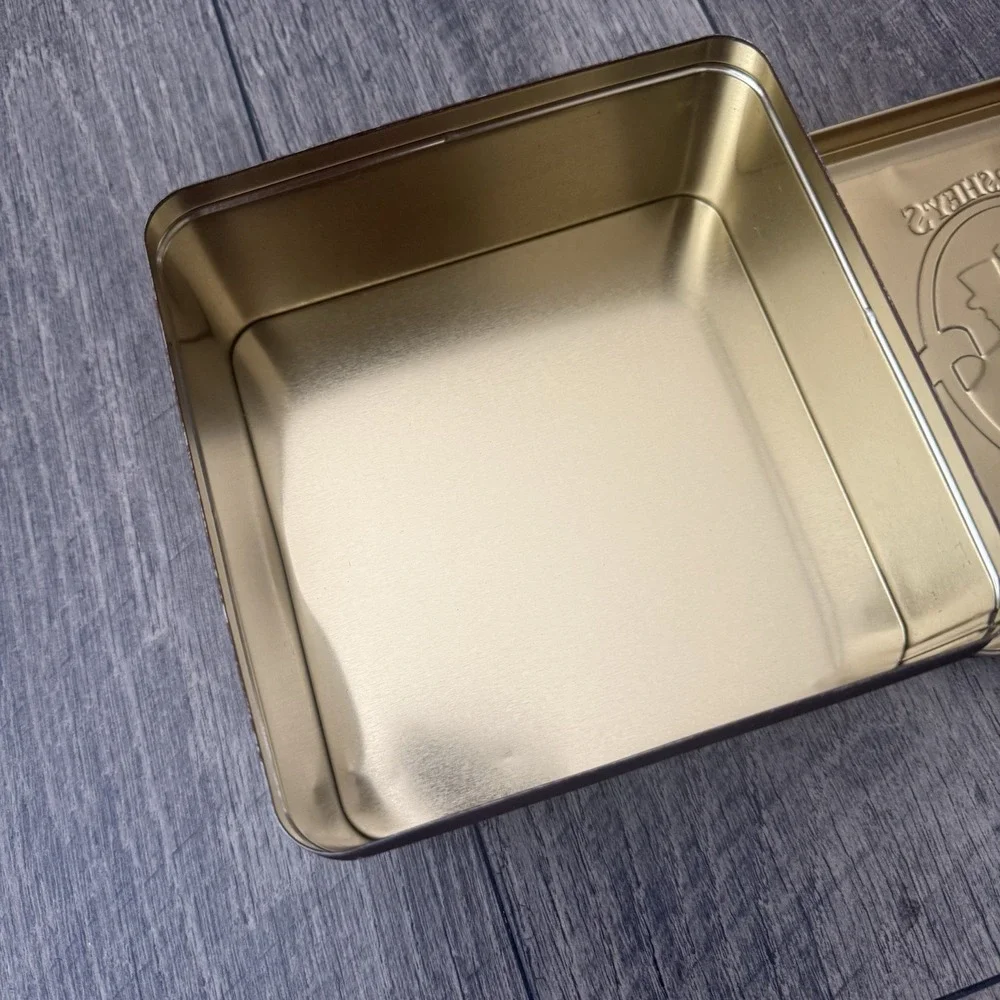 1995 Hershey's Pure Milk‎ Chocolate Vintage Edition #4 Metal Candy Tin Canister